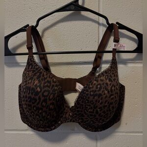 Victoria Secret 32DD Lightly lined Demi Bra